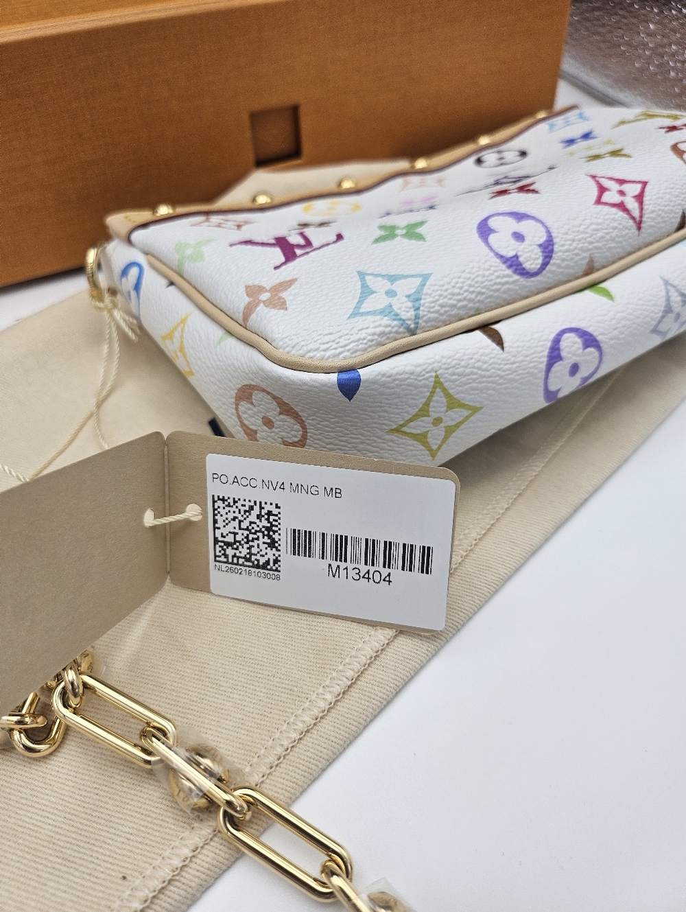 Brand new authentic Louis Vuitton LV x TM Pochette Accessoires, Multicolor - Picture 12 of 17